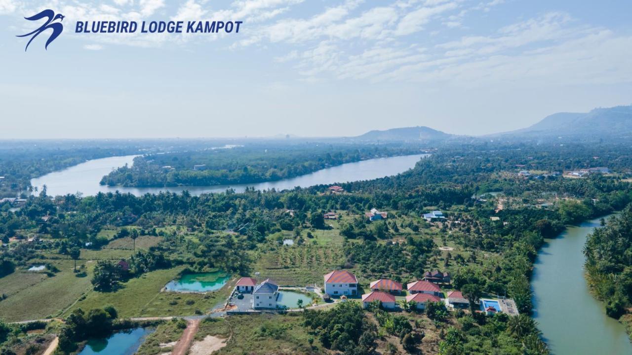 Bluebird Lodge Кампот Экстерьер фото