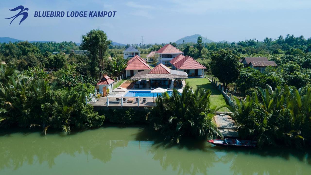 Bluebird Lodge Кампот Экстерьер фото