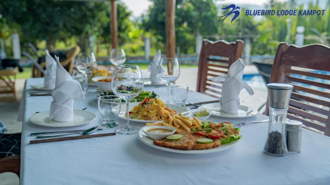 Bluebird Lodge Кампот Экстерьер фото